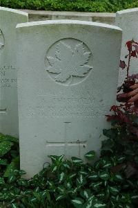 Canada Cemetery Tilloy Les Cambrai - Chisholm, A